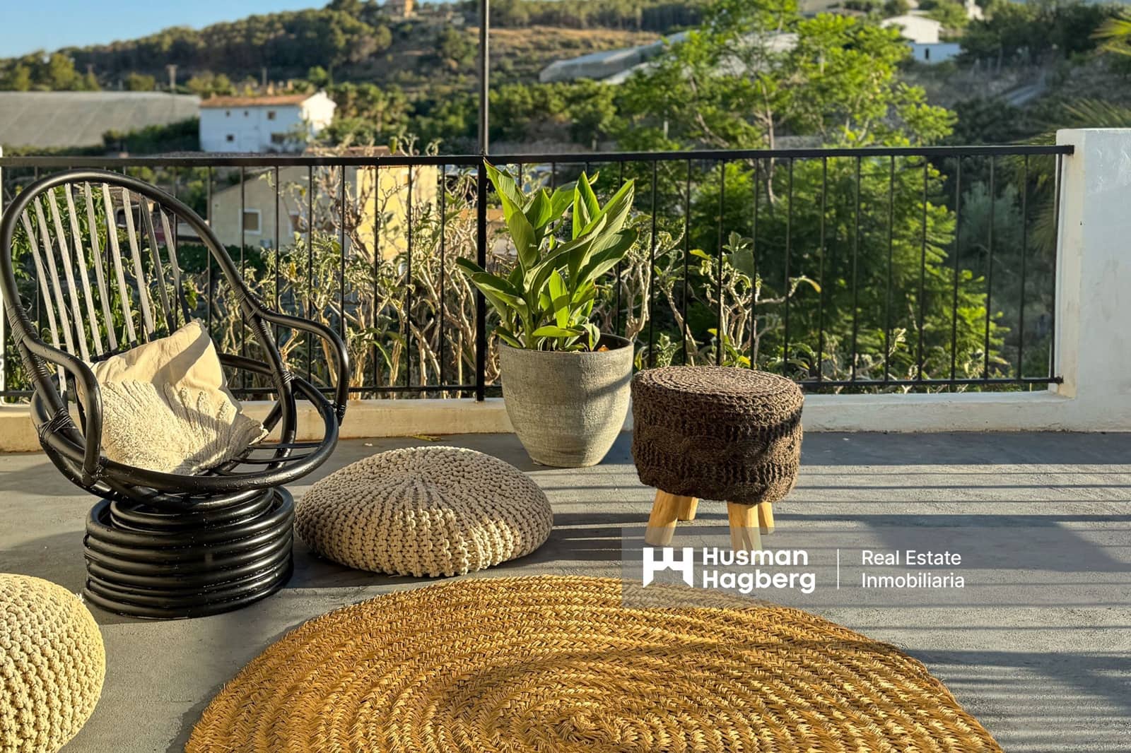 5 bedroom Villa for sale in Polop with pool - € 375,000 (Ref: 9432877)