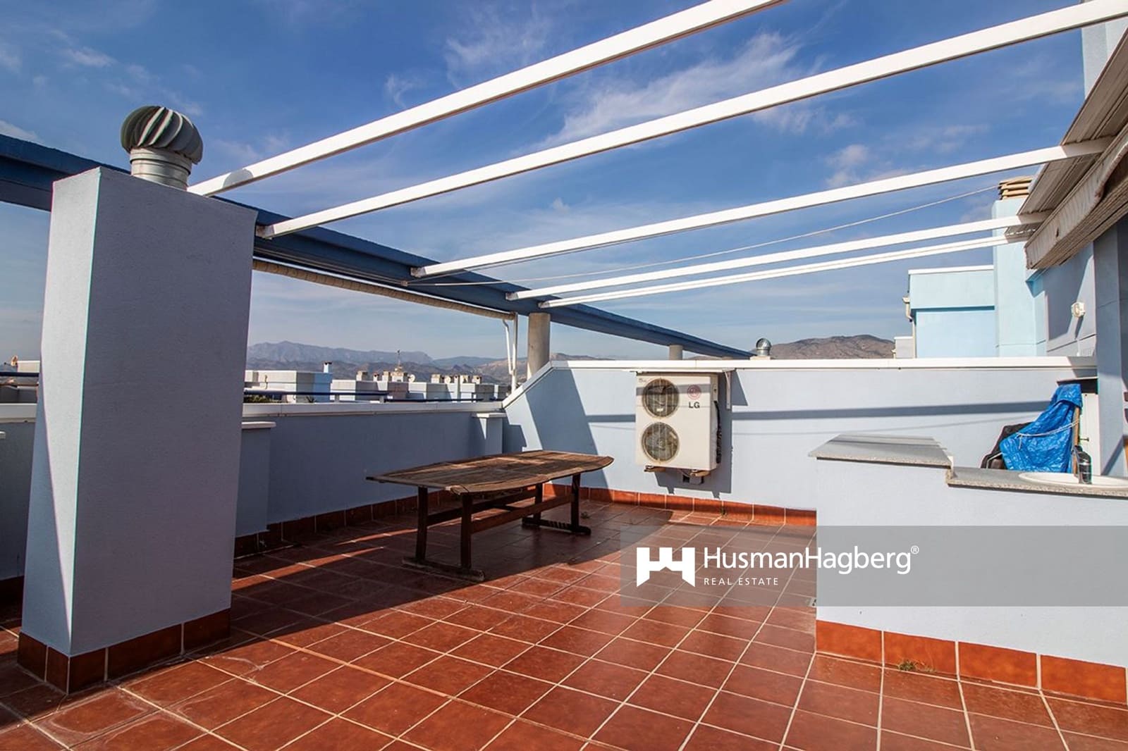 3 Zimmer Apartment zu verkaufen in La Villajoyosa / Vila Joiosa mit Pool - 876.000 € (Ref: 9432881)