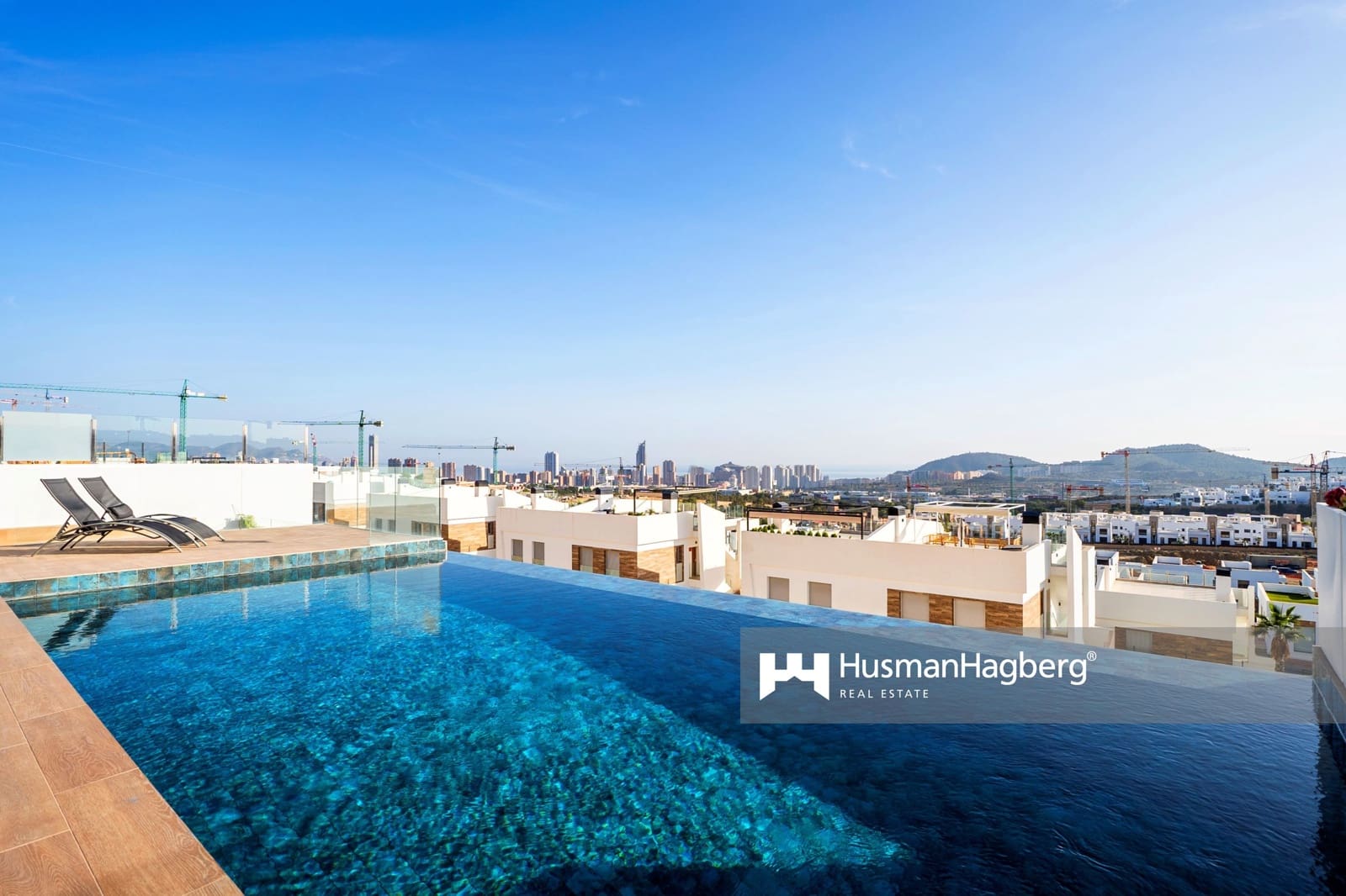 4 chambre Villa/Maison à vendre à Benidorm avec piscine - 1 750 000 € (Ref: 9442940)