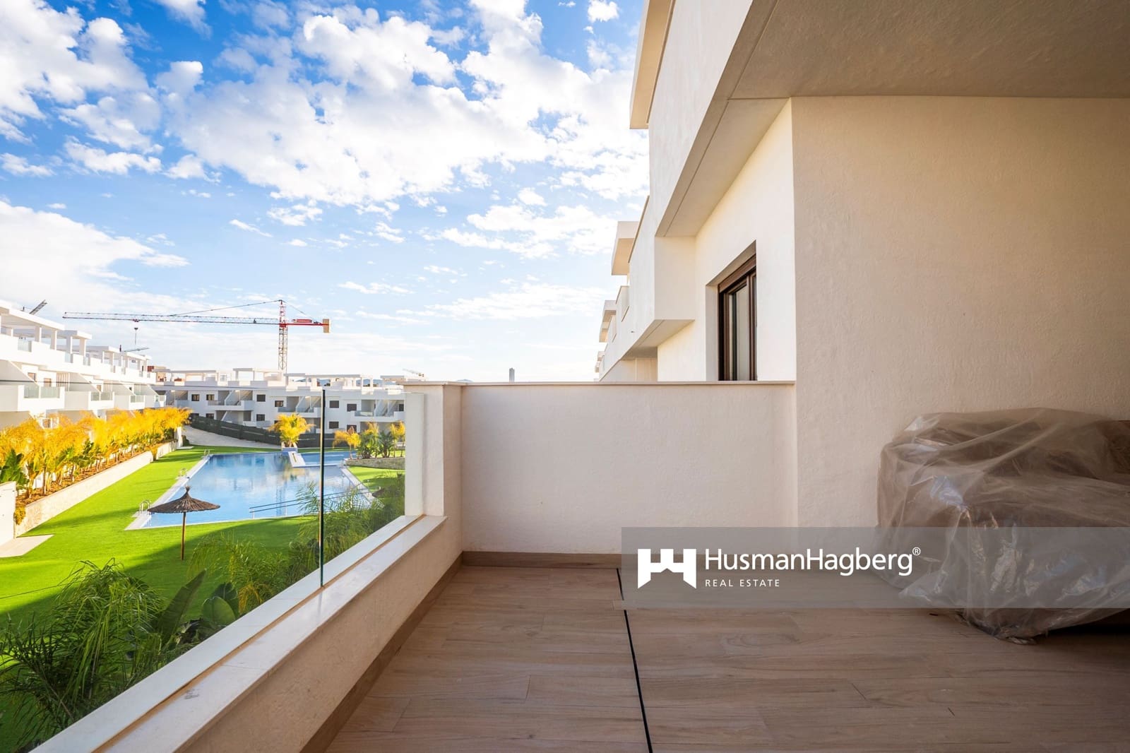 2 bedroom Apartment for sale in Benidorm with pool - € 355,000 (Ref: 9445660)