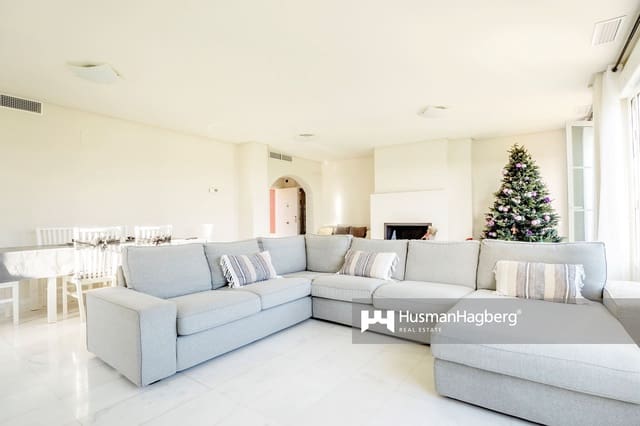 4 soverom Villa til salgs i Benidorm med svømmebasseng - € 810 000 (Ref: 9445667)