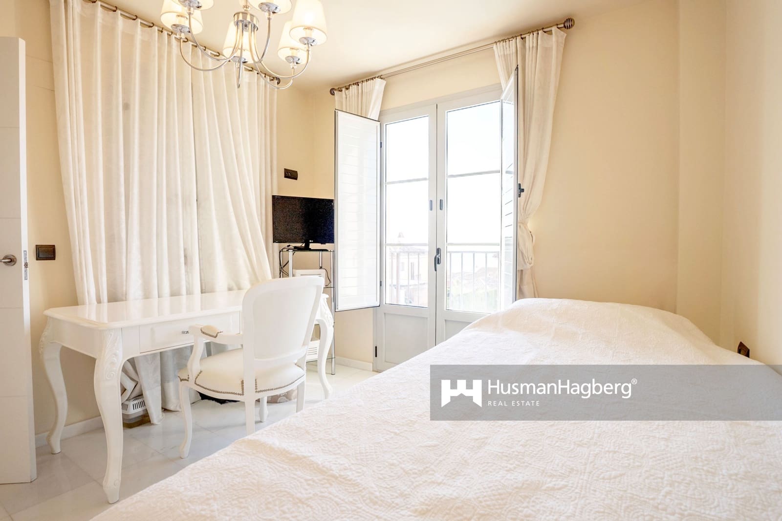 4 sovrum Villa till salu i Benidorm med pool - 770 000 € (Ref: 9448754)