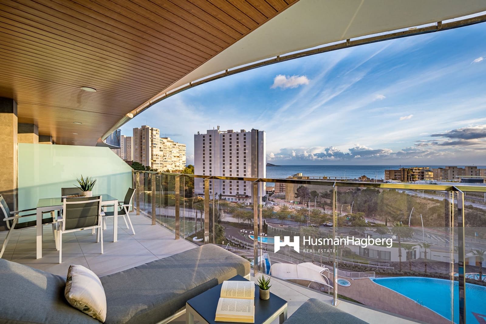 2 soveværelse Lejlighed til salg i Benidorm med swimmingpool - € 529.000 (Ref: 9448758)