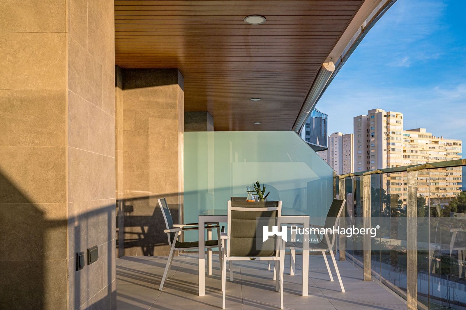 2 soveværelse Lejlighed til salg i Benidorm med swimmingpool - € 529.000 (Ref: 9448758)