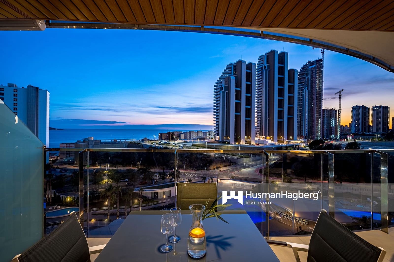 2 soveværelse Lejlighed til salg i Benidorm med swimmingpool - € 529.000 (Ref: 9448758)