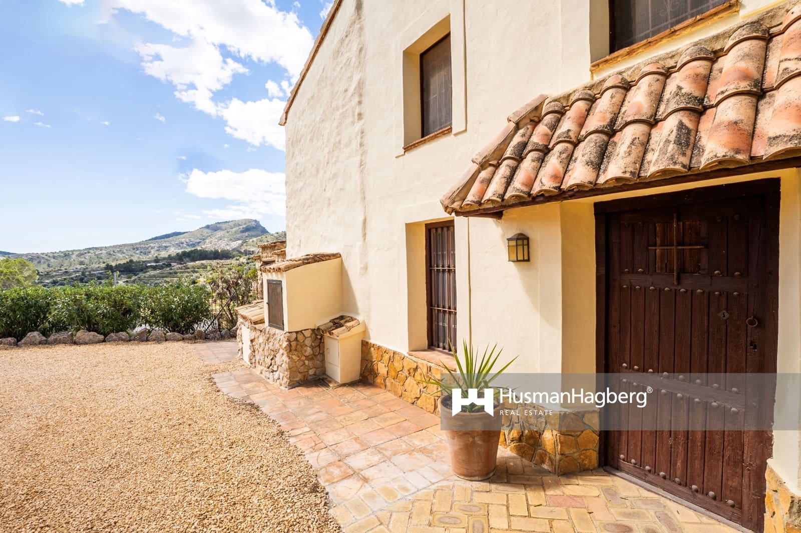 Chalet de 3 habitaciones en Relleu en venta con piscina - 709.000 € (Ref: 9450089)