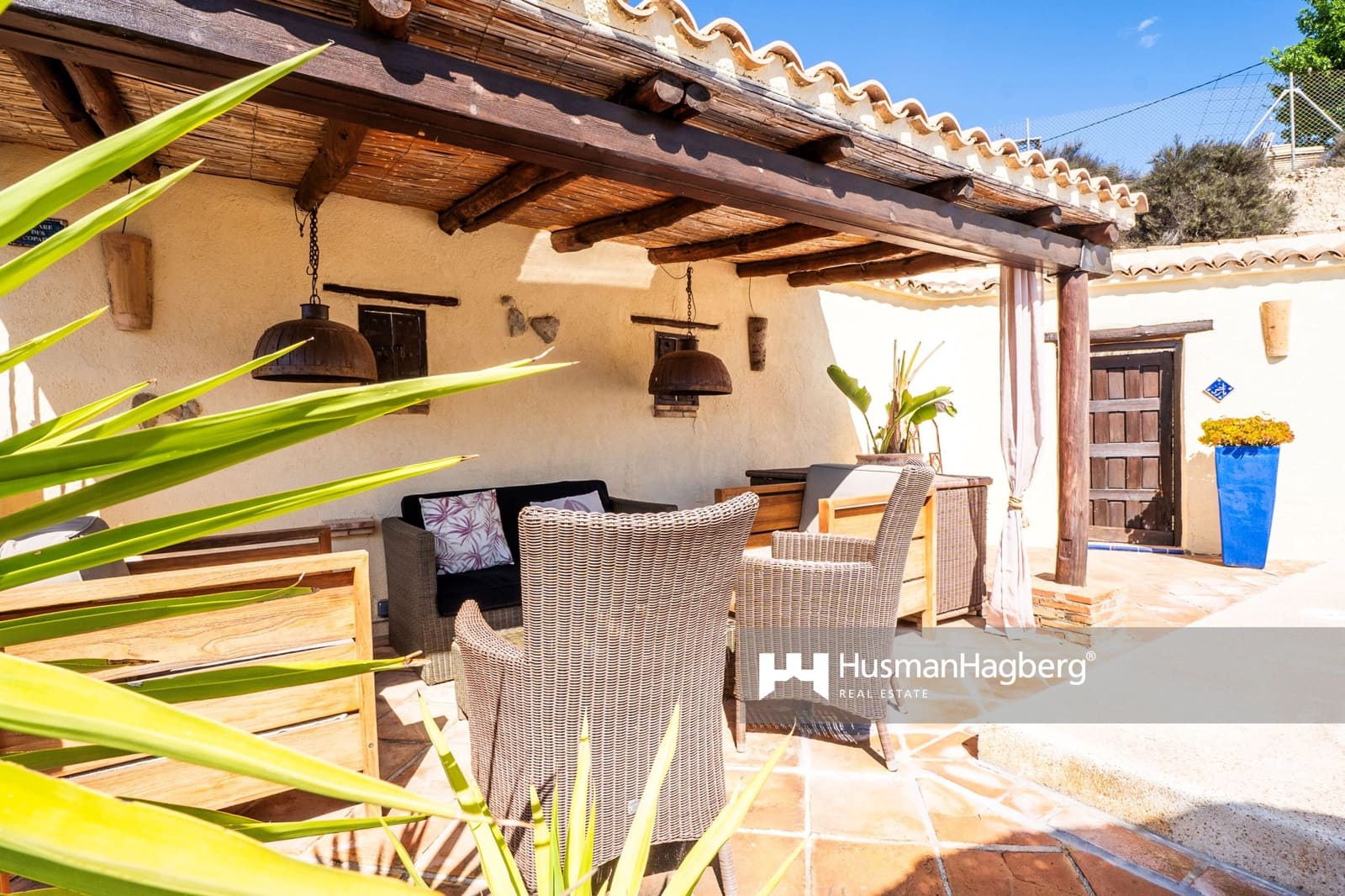 Chalet de 3 habitaciones en Relleu en venta con piscina - 709.000 € (Ref: 9450089)