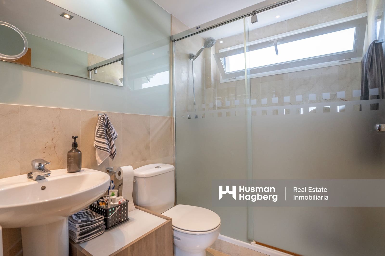 3 makuuhuone Omakotitalo myytävänä paikassa La Nucia mukana uima-altaan - 435 000 € (Ref: 9455737)