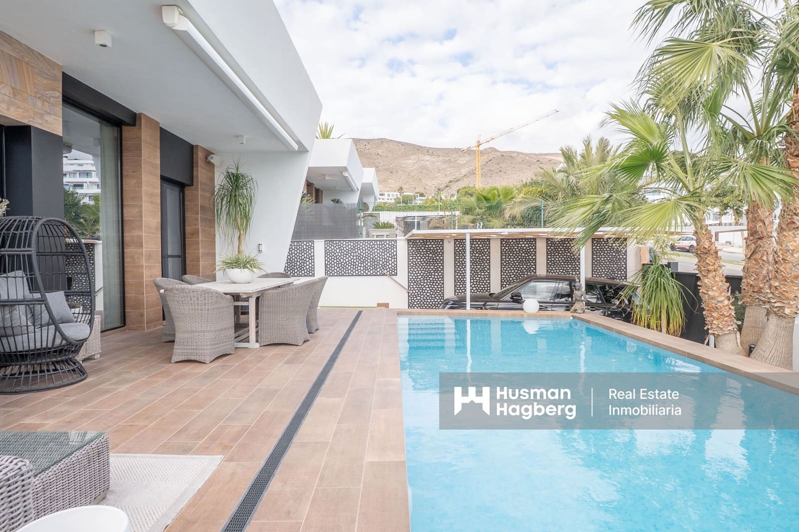 Chalet de 2 habitaciones en Benidorm en venta con piscina - 675.000 € (Ref: 9471933)