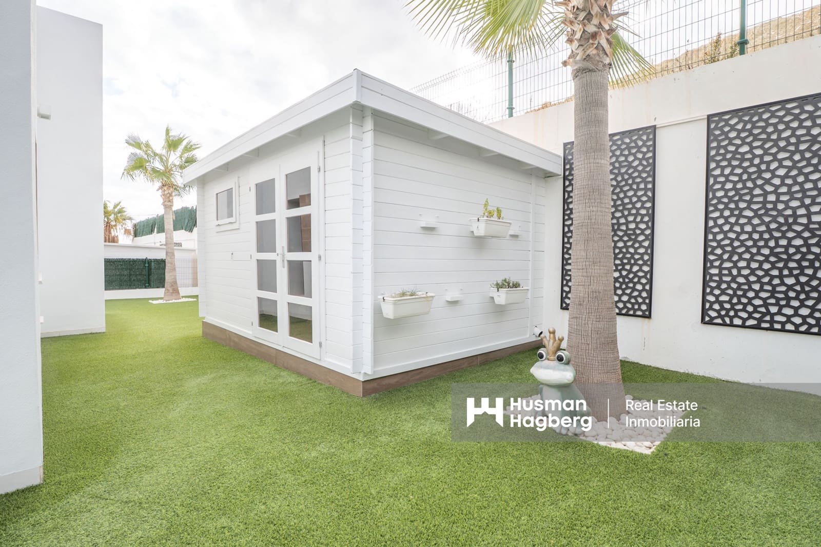 Chalet de 2 habitaciones en Benidorm en venta con piscina - 675.000 € (Ref: 9471933)