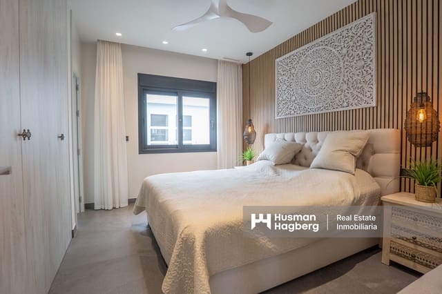 Chalet de 2 habitaciones en Benidorm en venta con piscina - 675.000 € (Ref: 9471933)