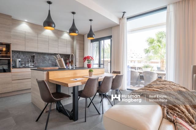 Chalet de 2 habitaciones en Benidorm en venta con piscina - 675.000 € (Ref: 9471933)