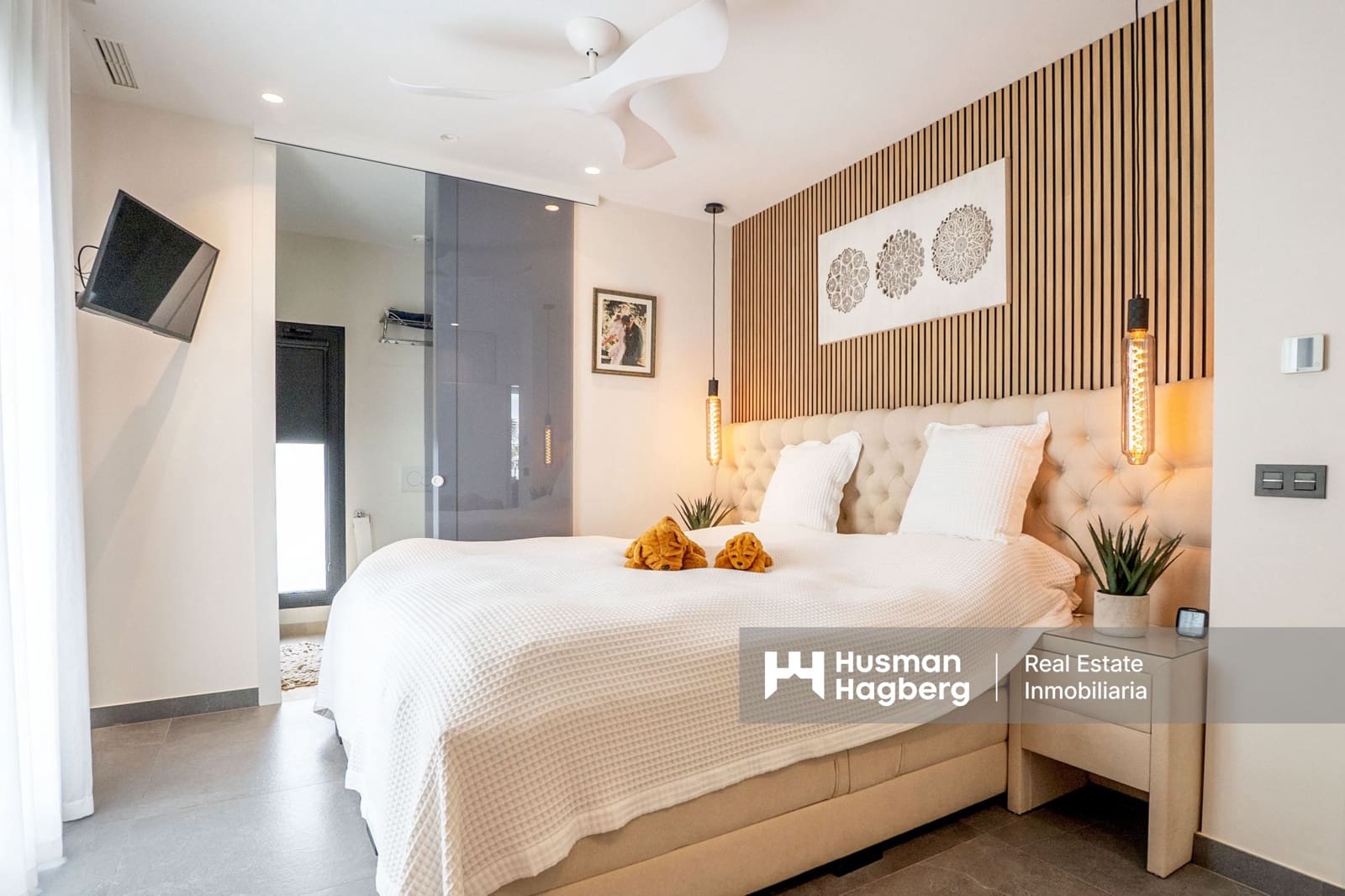 2 soveværelse Villa til salg i Benidorm med swimmingpool - € 675.000 (Ref: 9471933)