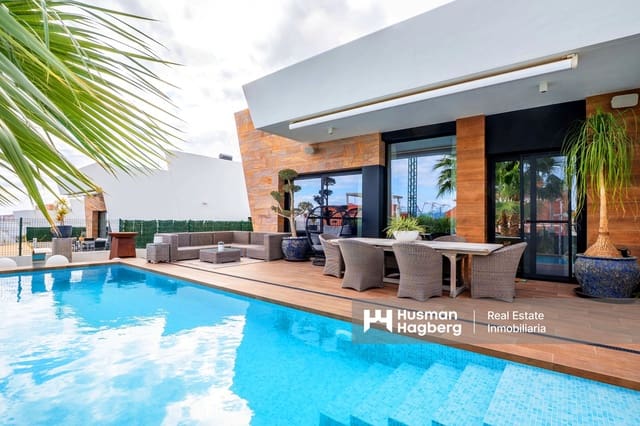 2 sovrum Villa till salu i Benidorm med pool - 675 000 € (Ref: 9471933)