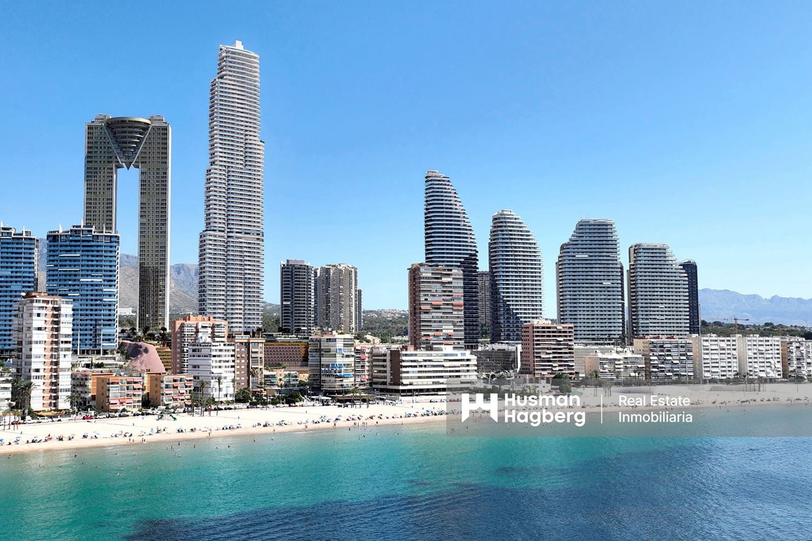 4 sovrum Lägenhet till salu i Benidorm med pool - 1 946 000 € (Ref: 9471937)