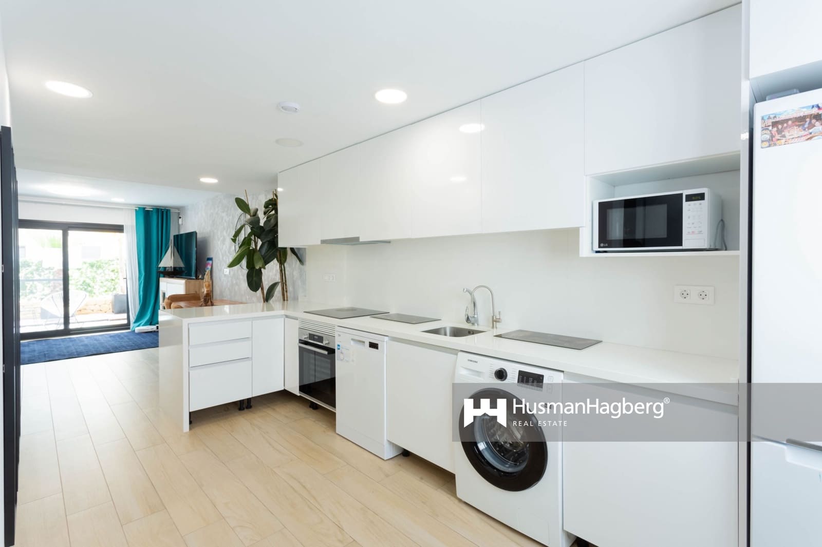 2 makuuhuone Omakotitalo myytävänä paikassa Benidorm mukana uima-altaan - 330 000 € (Ref: 9479017)