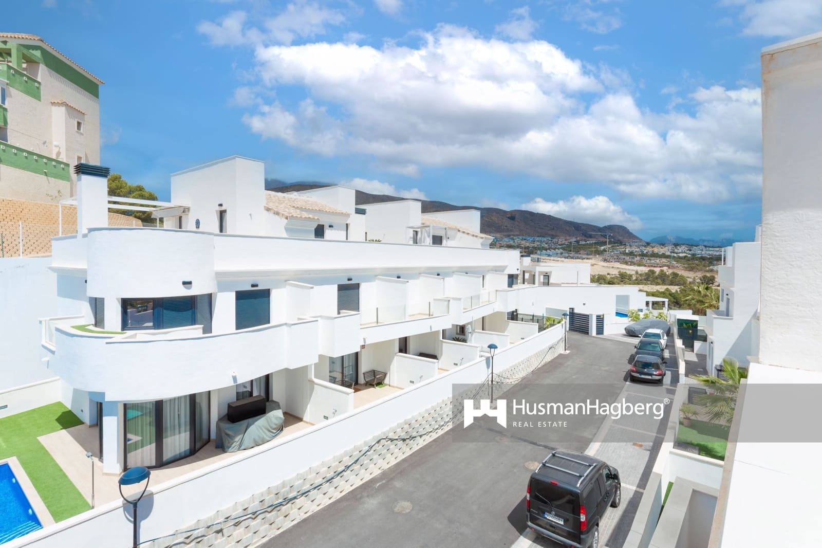 2 makuuhuone Omakotitalo myytävänä paikassa Benidorm mukana uima-altaan - 330 000 € (Ref: 9479017)