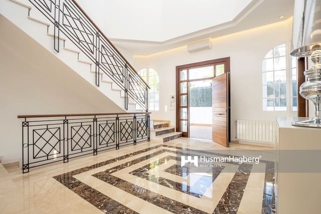 5 soverom Villa til salgs i Pueblo - Urbanizaciones, Alfaz del Pi / L'Alfàs del Pi med svømmebasseng - € 1 600 000 (Ref: 9483363)