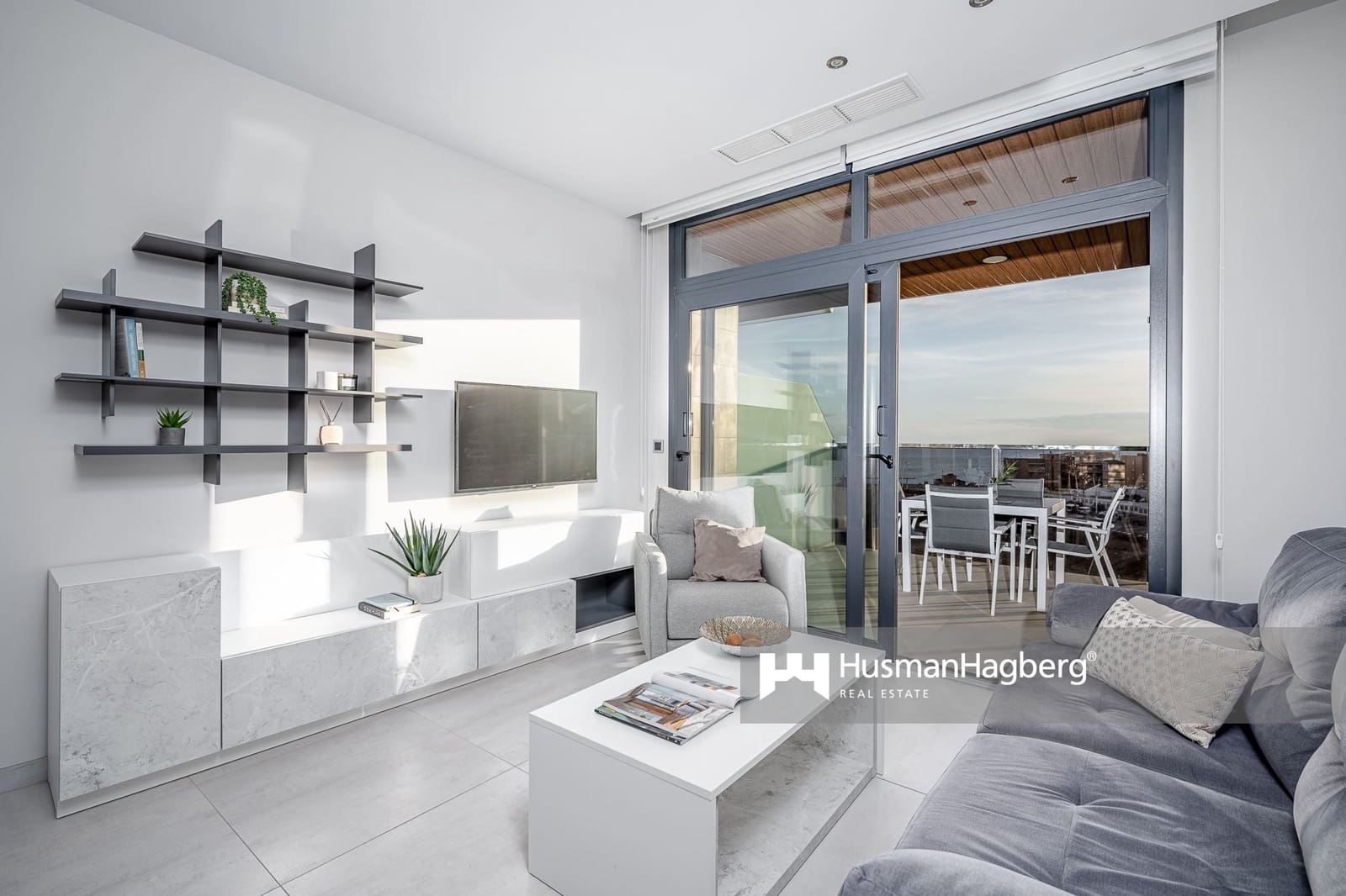 2 slaapkamer Appartement te koop in Benidorm met zwembad - € 529.000 (Ref: 9486607)