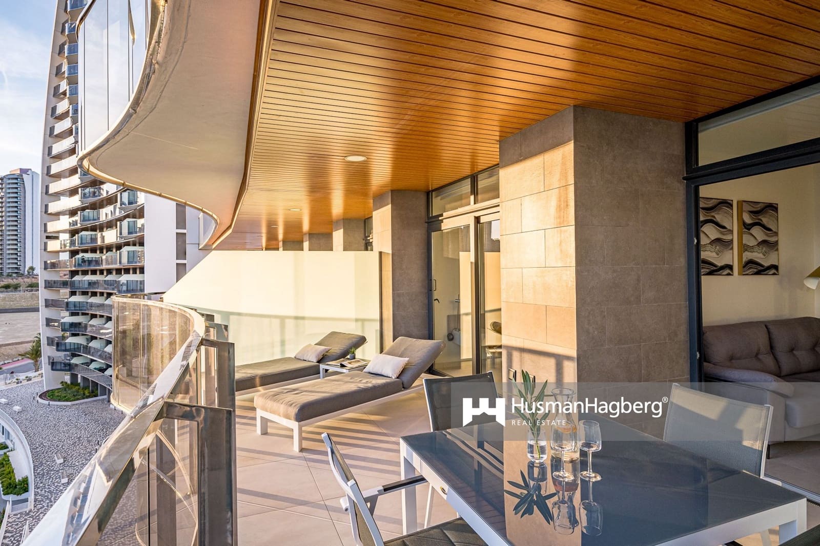 2 slaapkamer Appartement te koop in Benidorm met zwembad - € 529.000 (Ref: 9486607)