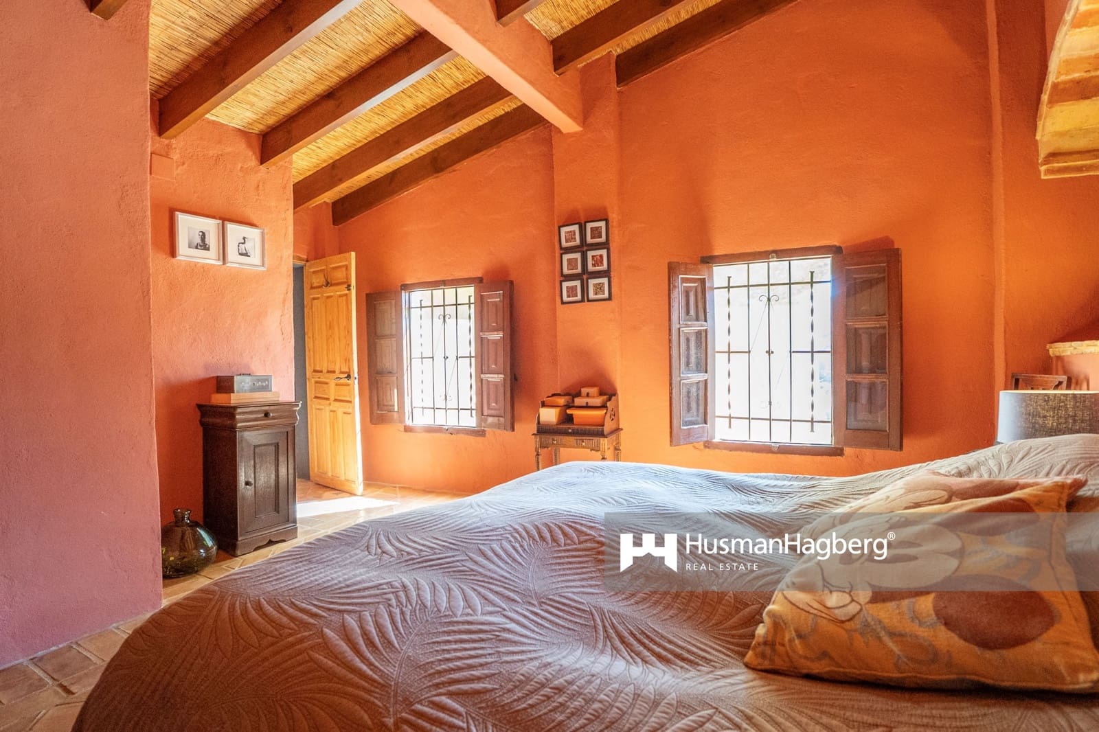 3 bedroom Villa for sale in Relleu with pool - € 709,000 (Ref: 9488065)