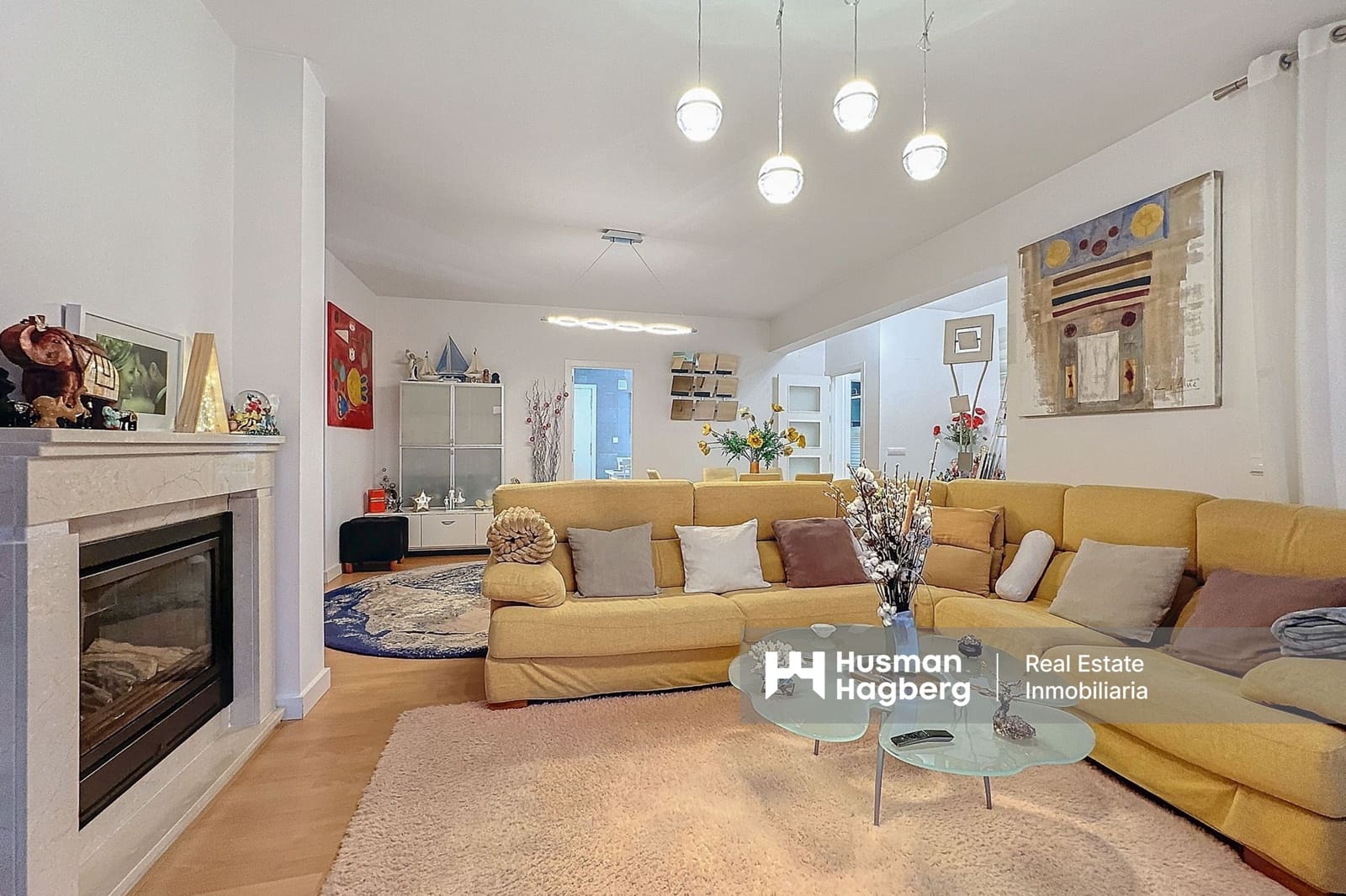 4 makuuhuone Huvila myytävänä paikassa La Nucia mukana uima-altaan - 765 000 € (Ref: 9490987)