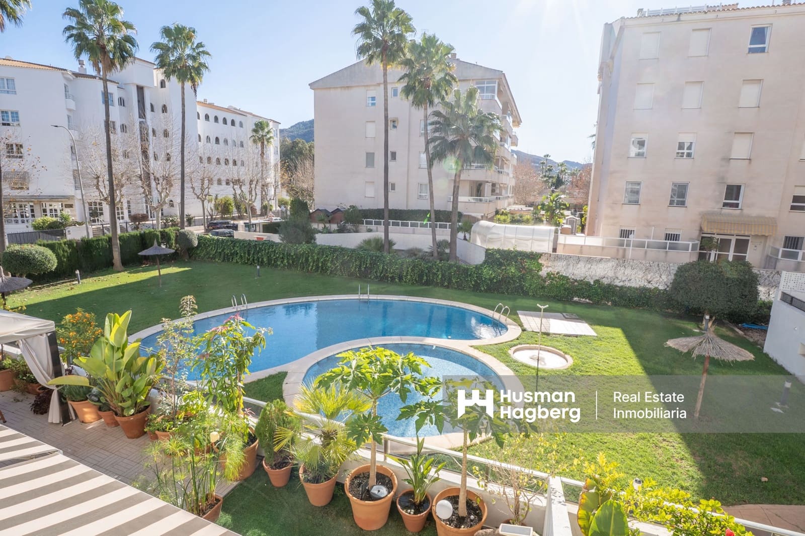 2 sovrum Lägenhet till salu i Albir med pool - 370 000 € (Ref: 9508115)
