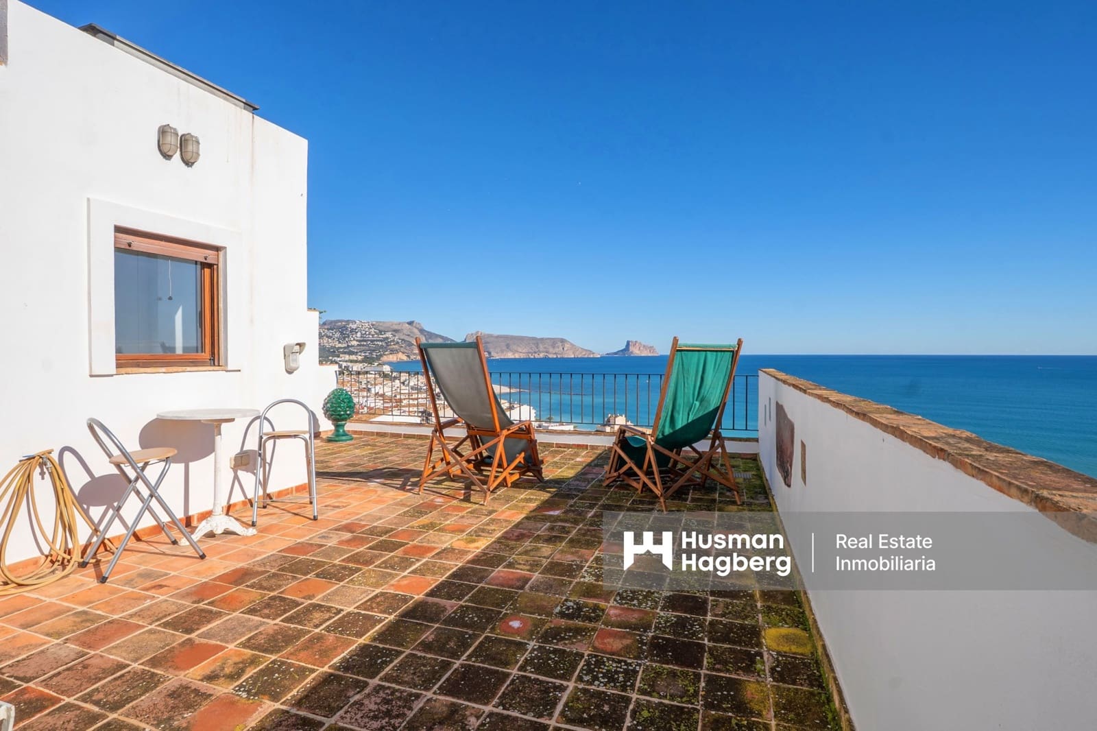 4 makuuhuone Omakotitalo myytävänä paikassa Altea - 1 300 000 € (Ref: 9508117)