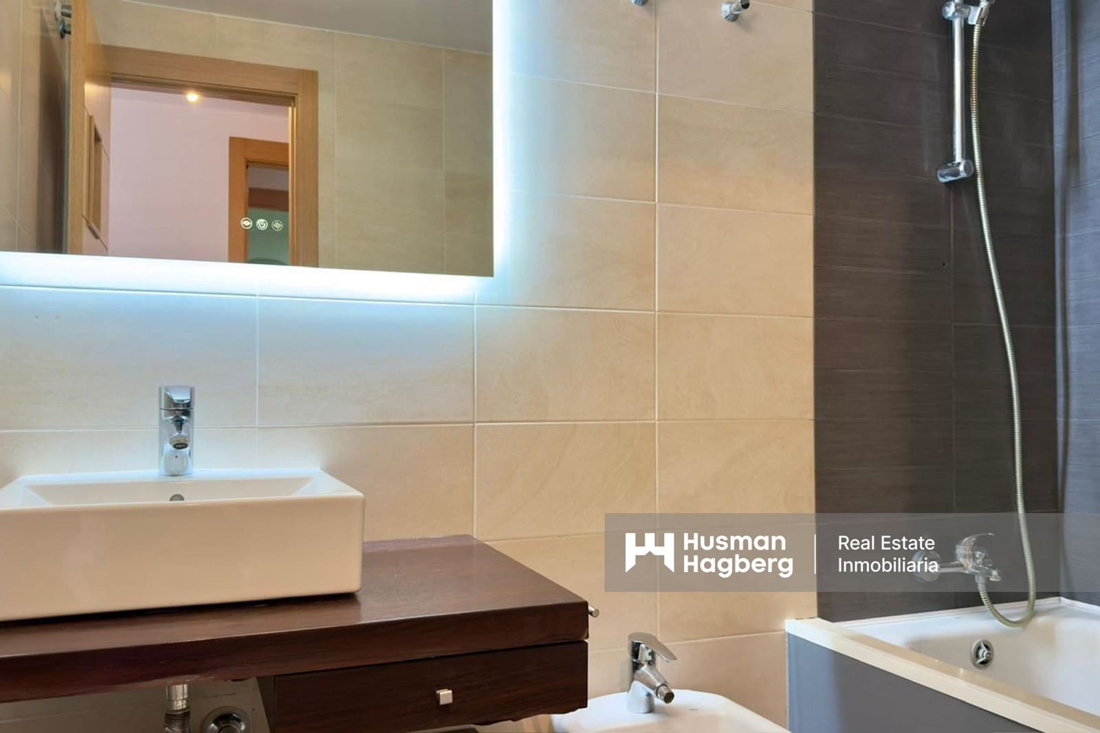 2 sovrum Lägenhet till salu i Benidorm med pool - 260 000 € (Ref: 9508135)