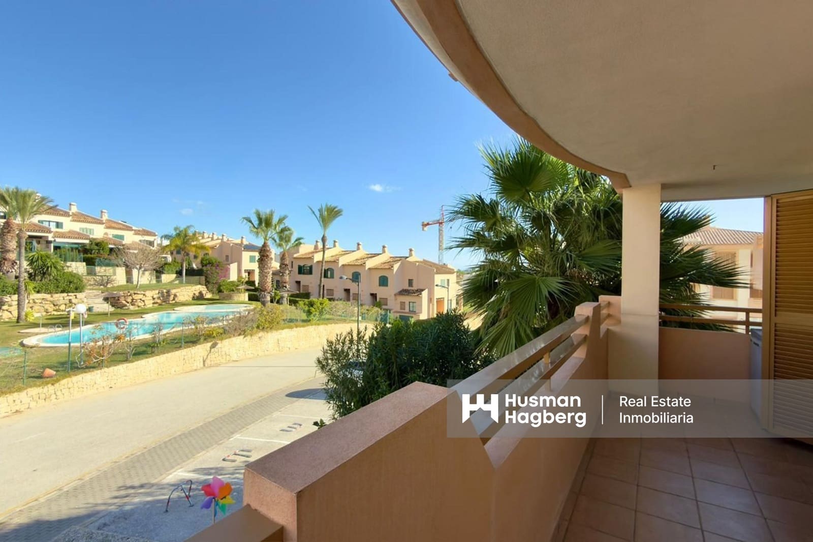 2 sovrum Lägenhet till salu i Benidorm med pool - 260 000 € (Ref: 9508135)