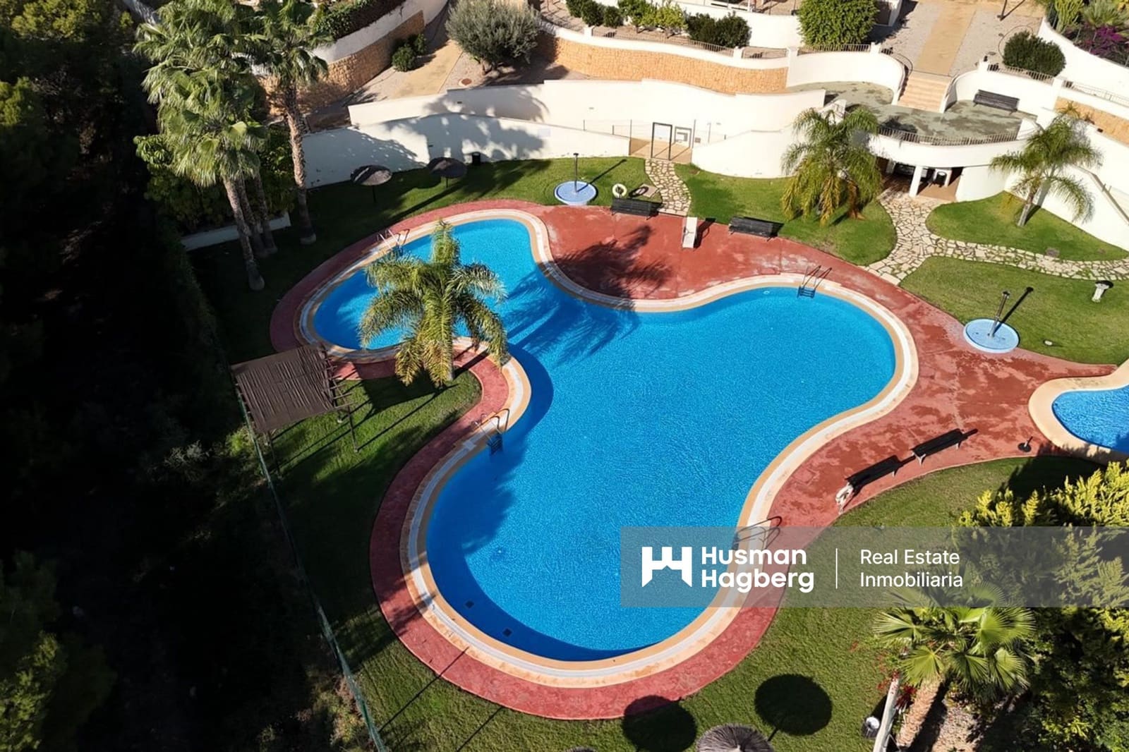 2 sovrum Lägenhet till salu i Benidorm med pool - 260 000 € (Ref: 9508135)