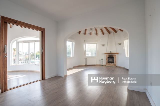 Chalet de 2 habitaciones en Cometa - Carrió, Calpe / Calp en venta con piscina - 448.000 € (Ref: 9521153)