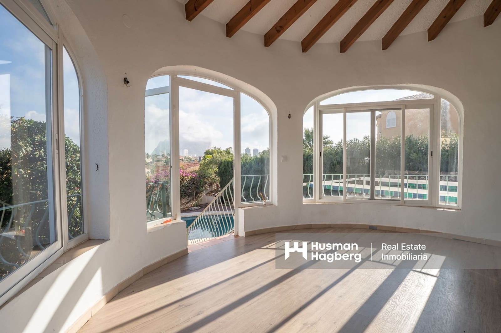 Chalet de 2 habitaciones en Calpe / Calp en venta con piscina - 448.000 € (Ref: 9521153)