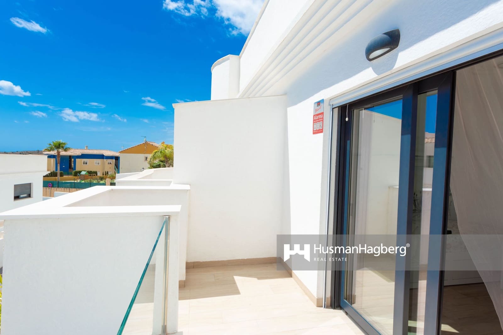 2 bedroom Townhouse for sale in Benidorm with pool - € 330,000 (Ref: 9525988)