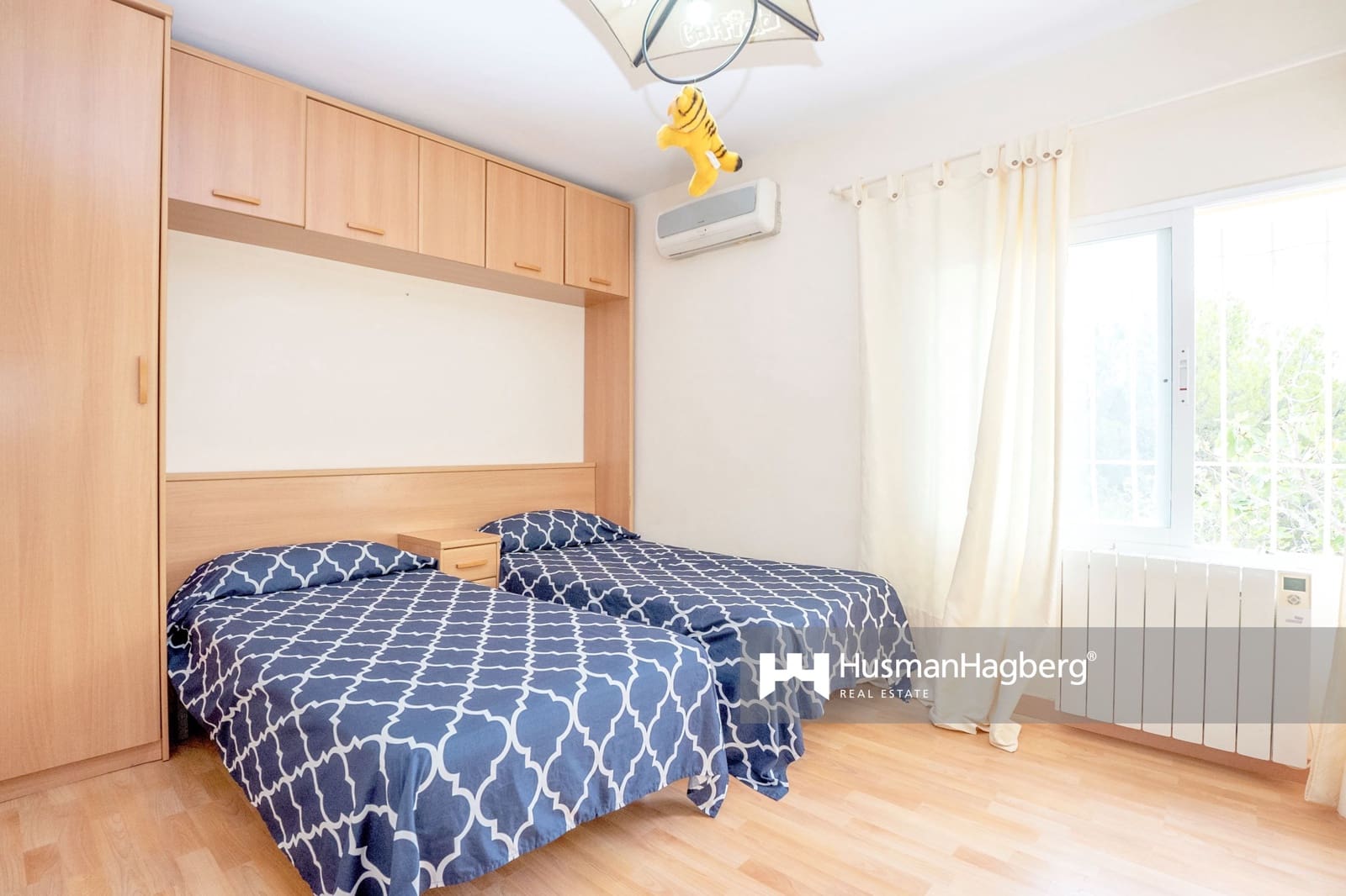 4 quarto Moradia para venda em La Nucia com piscina - 590 000 € (Ref: 9533012)