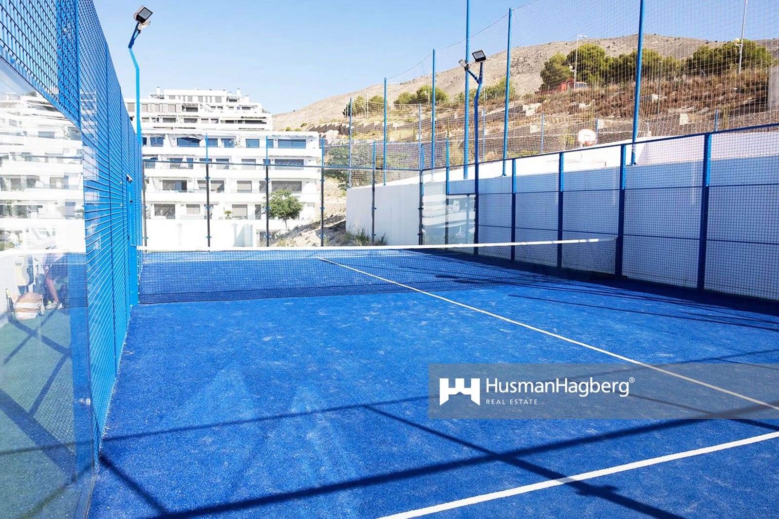 4 bedroom Villa for sale in Benidorm with pool - € 699,000 (Ref: 9537116)