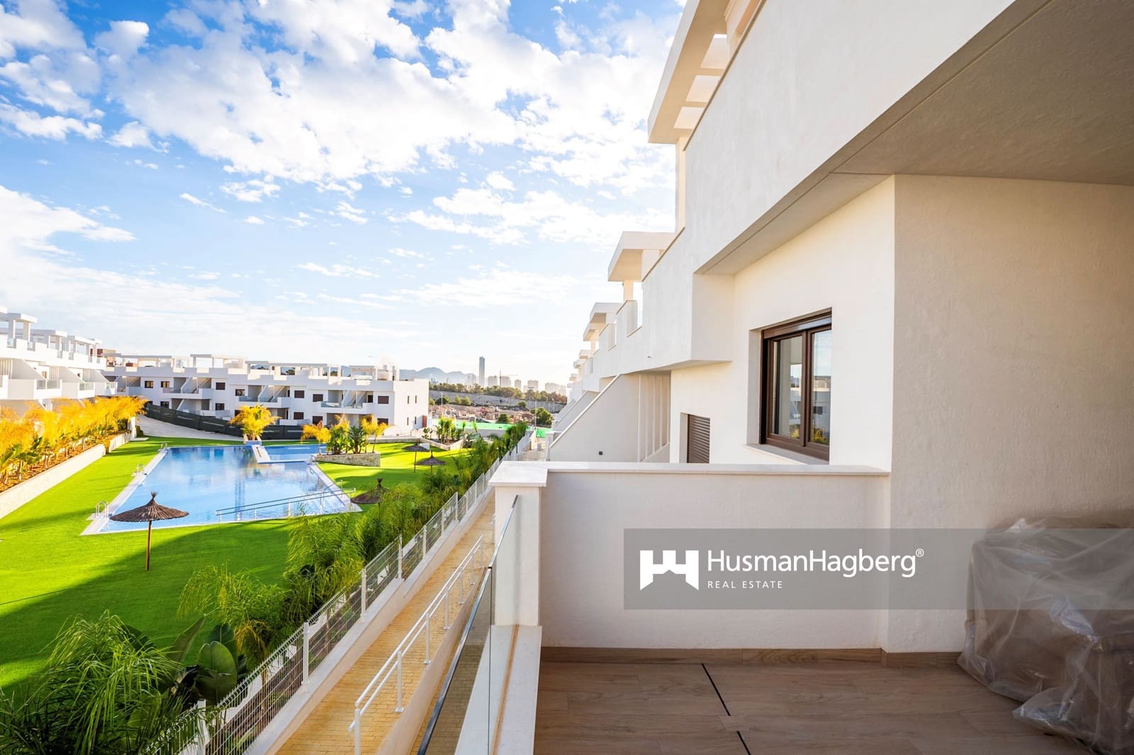 2 soveværelse Lejlighed til salg i Benidorm med swimmingpool - € 355.000 (Ref: 9537127)