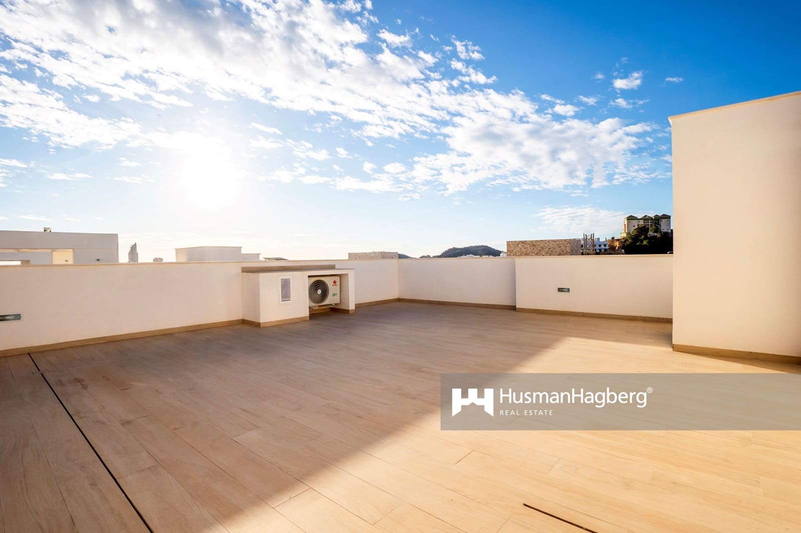 2 soveværelse Lejlighed til salg i Benidorm med swimmingpool - € 355.000 (Ref: 9537127)