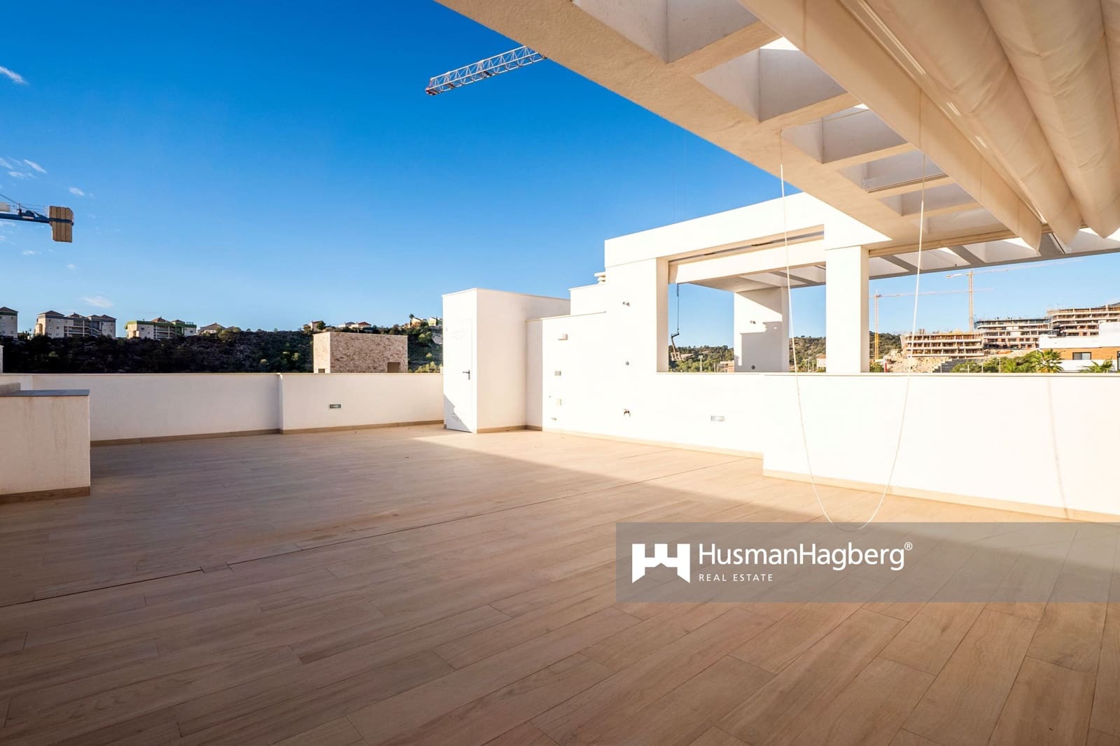 2 soveværelse Lejlighed til salg i Benidorm med swimmingpool - € 355.000 (Ref: 9537127)