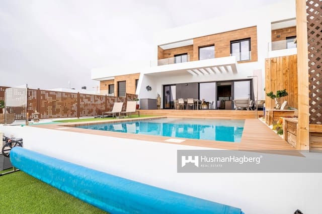 3 bedroom Villa for sale in Benidorm with pool - € 585,000 (Ref: 9537128)