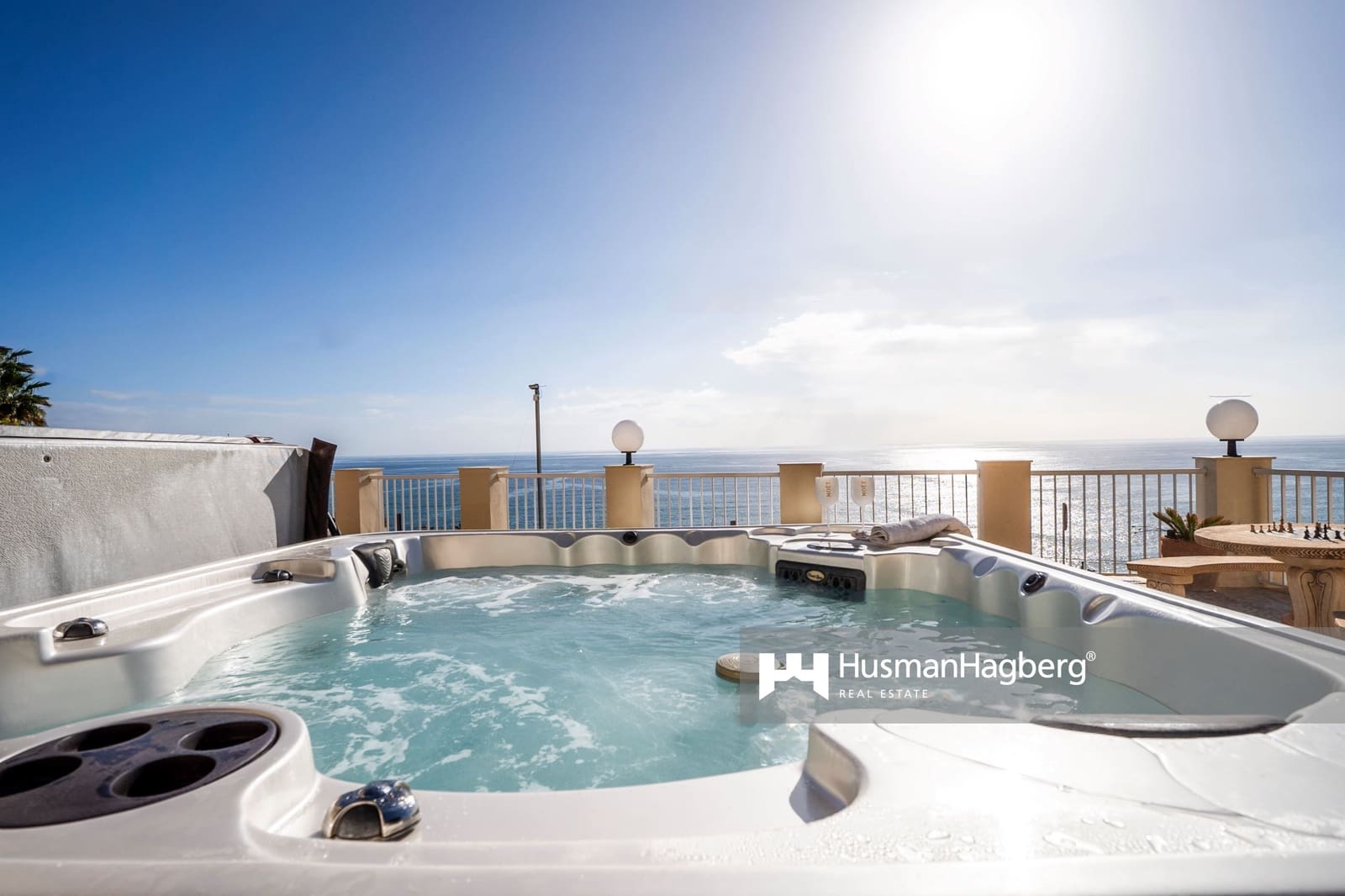 6 makuuhuone Huvila myytävänä paikassa La Villajoyosa / Vila Joiosa mukana uima-altaan - 1 650 000 € (Ref: 9540603)