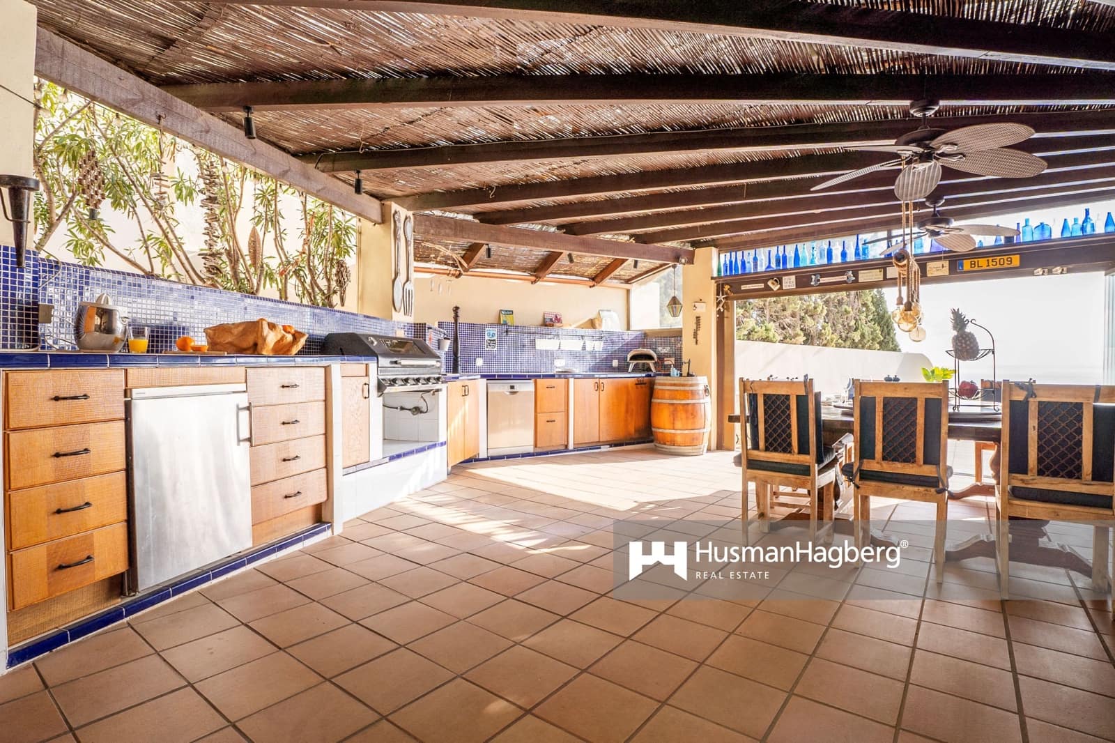 6 makuuhuone Huvila myytävänä paikassa La Villajoyosa / Vila Joiosa mukana uima-altaan - 1 650 000 € (Ref: 9540603)