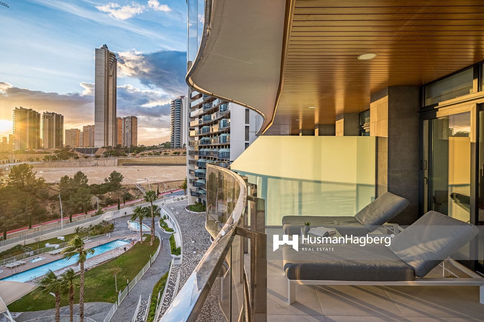 2 soveværelse Lejlighed til salg i Benidorm med swimmingpool - € 529.000 (Ref: 9540611)