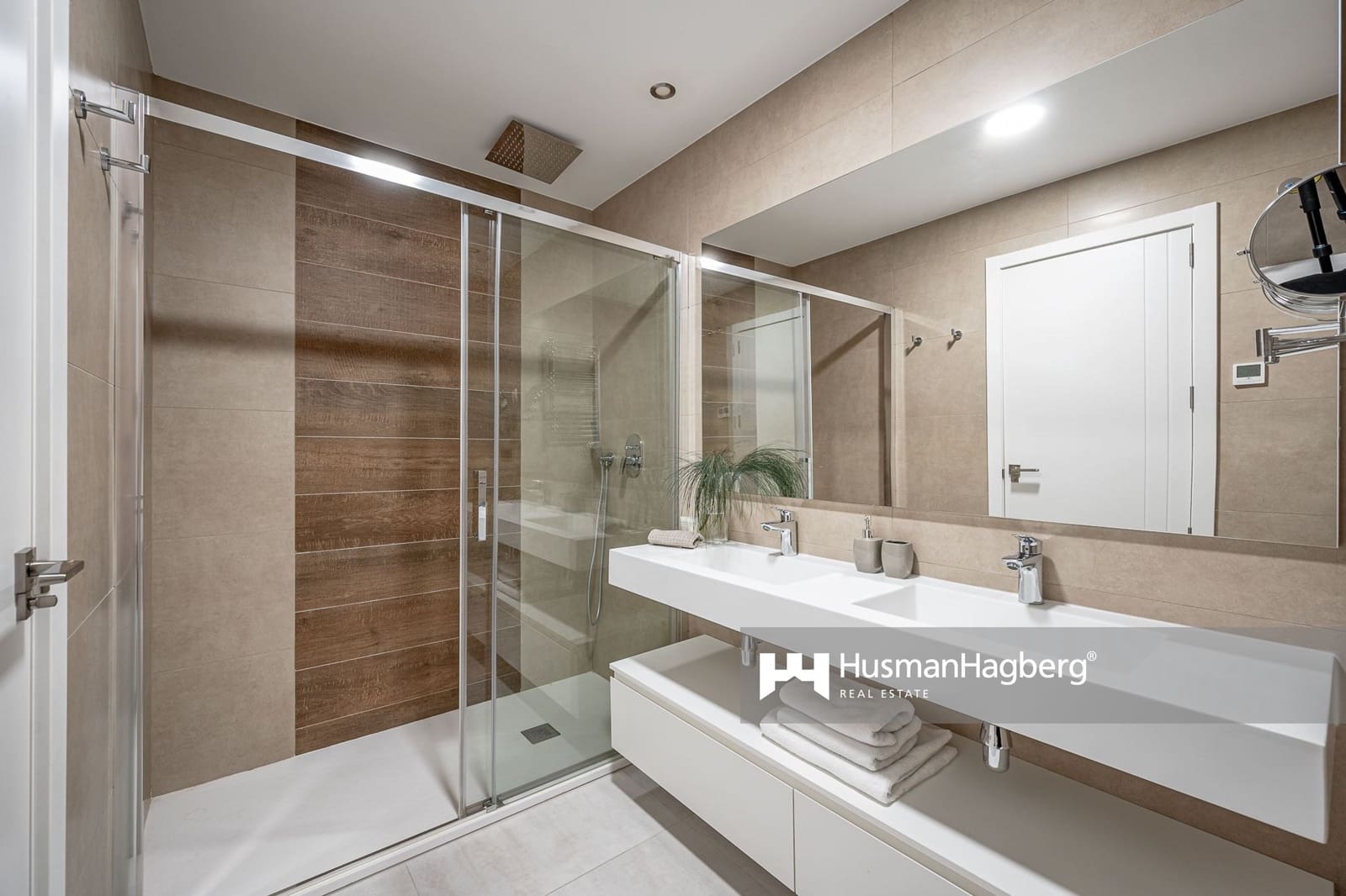 2 soveværelse Lejlighed til salg i Benidorm med swimmingpool - € 529.000 (Ref: 9540611)