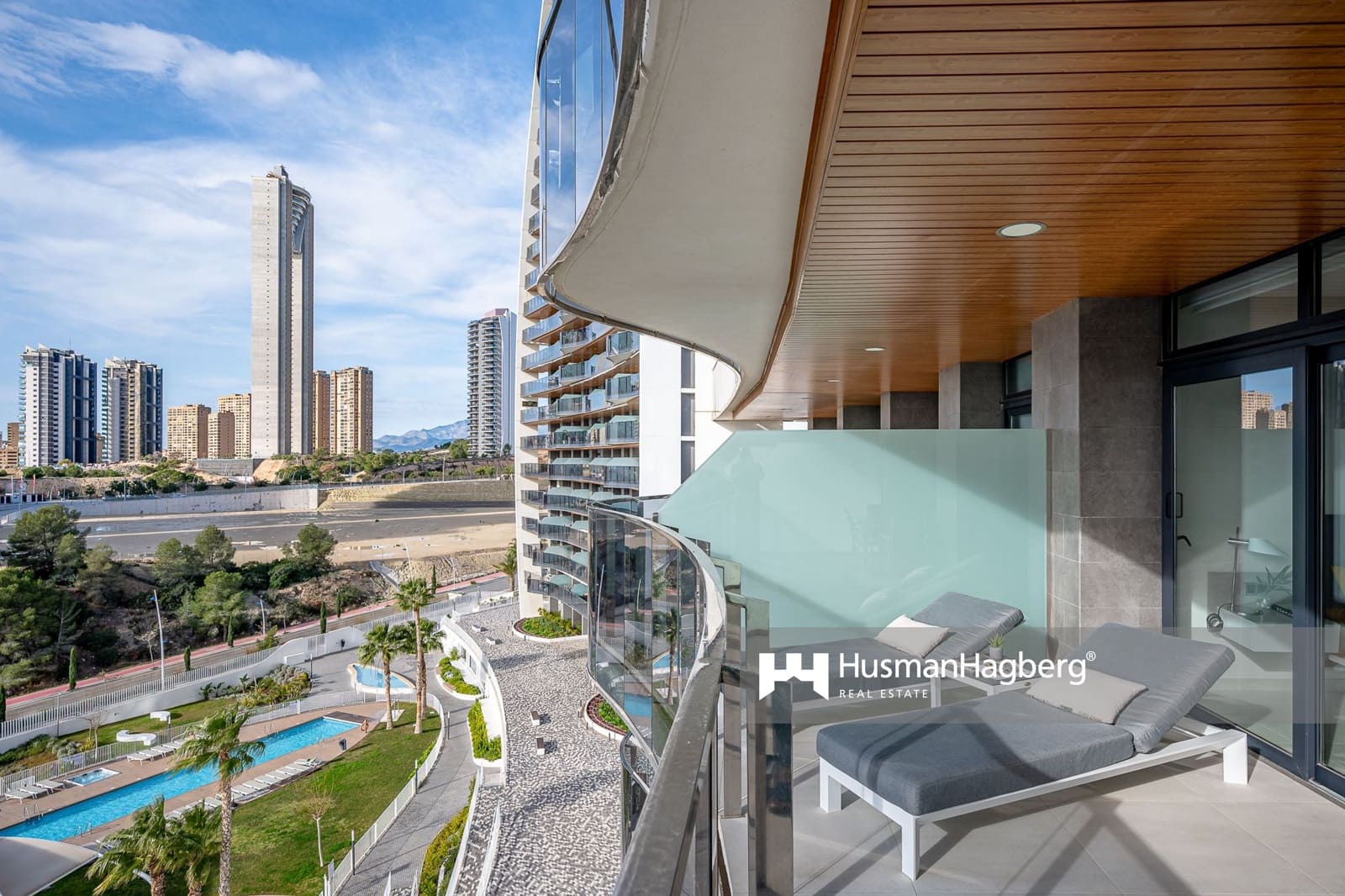 2 soveværelse Lejlighed til salg i Benidorm med swimmingpool - € 529.000 (Ref: 9540611)