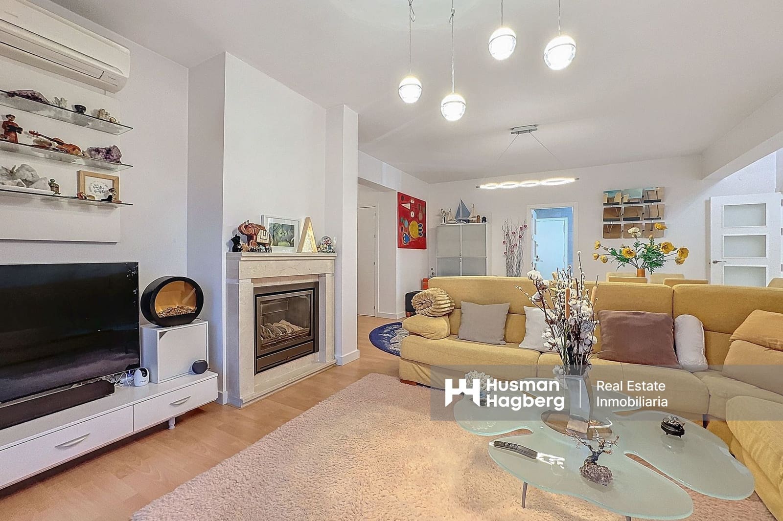 Chalet de 4 habitaciones en La Nucia en venta con piscina - 765.000 € (Ref: 9550464)