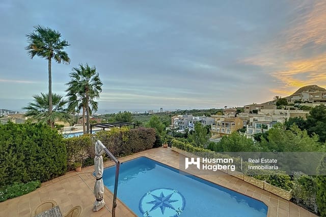 Chalet de 4 habitaciones en Coloma  , La Nucia en venta con piscina - 765.000 € (Ref: 9550464)