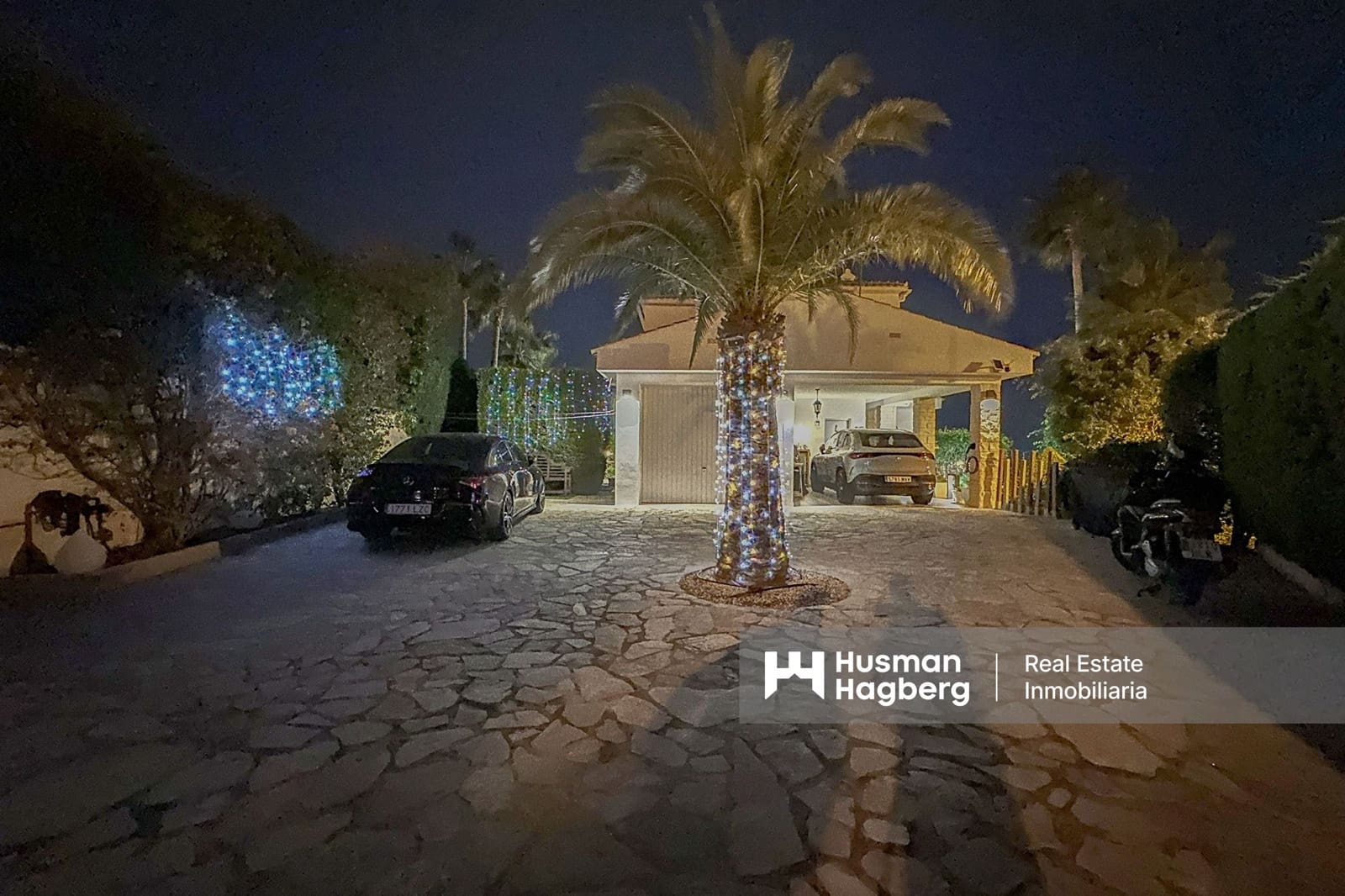 Chalet de 4 habitaciones en La Nucia en venta con piscina - 765.000 € (Ref: 9550464)