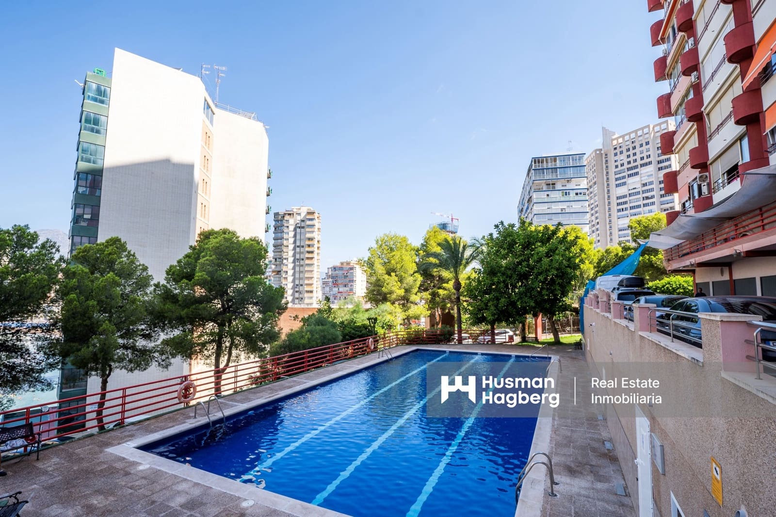 3 soveværelse Lejlighed til salg i Benidorm med swimmingpool - € 425.000 (Ref: 9550465)