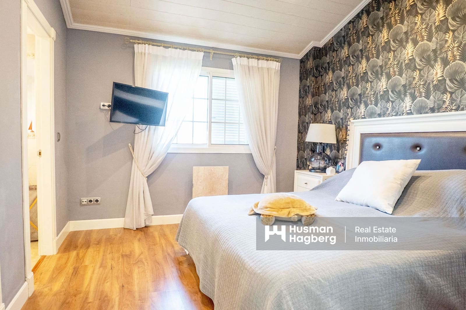 3 bedroom Townhouse for sale in Albir with pool - € 475,000 (Ref: 9558406)